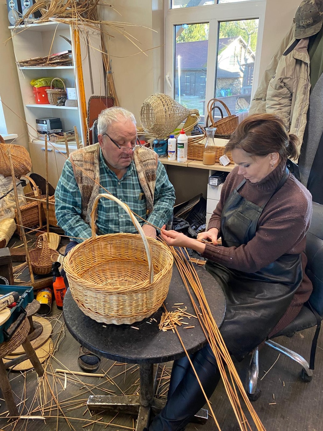 Pinumu Pasaule, Handwoven willow wicker baskets and objects in Rīga and Smārde parish, Latvia