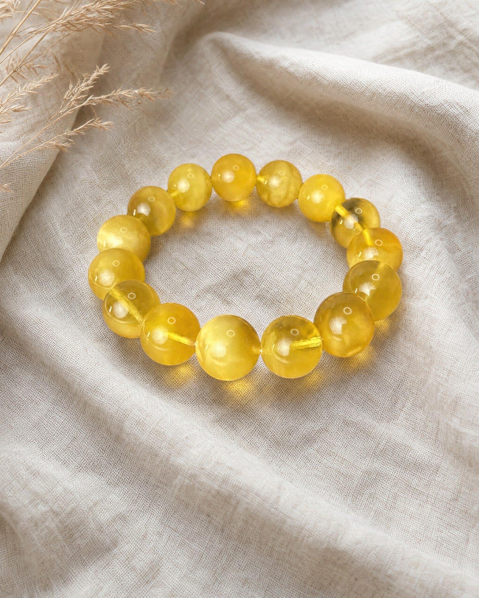 Gaisma Bracelet · Translucent Lemon Amber