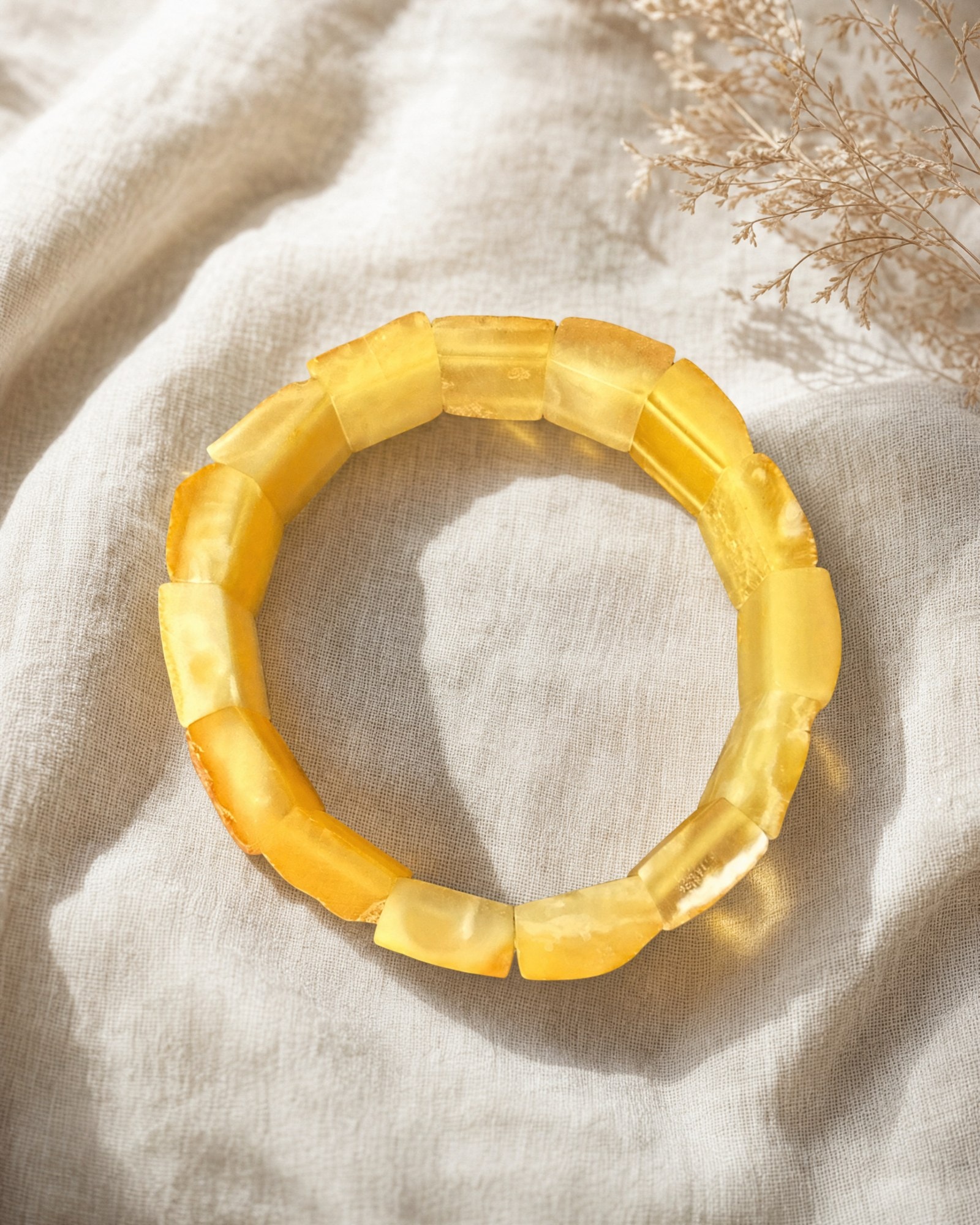 Krasts Bracelet · Raw Honey Amber