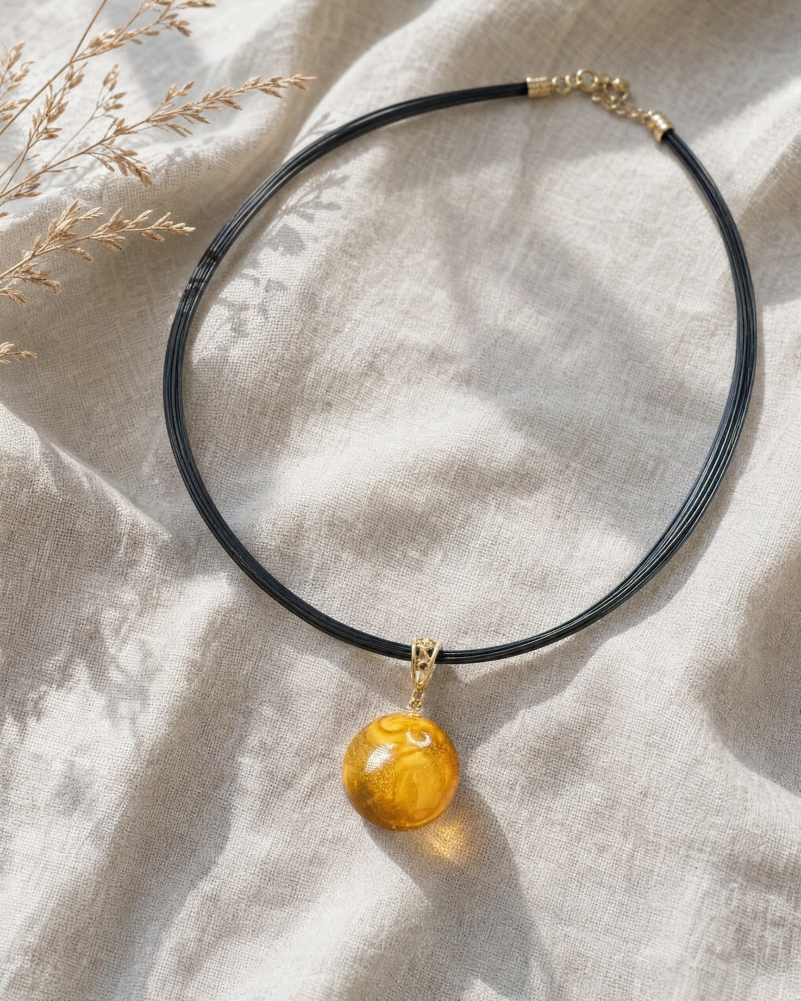 Lāse Necklace · Honey Amber Orb