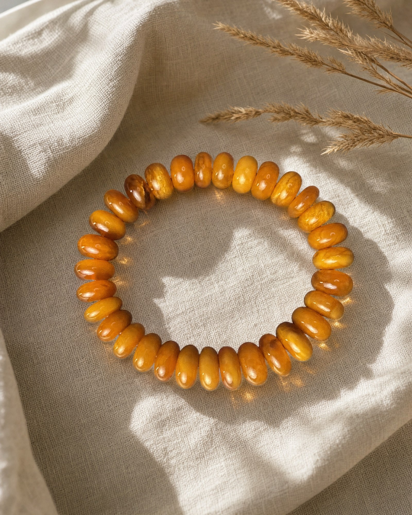 Mantojums Bracelet · Antique Amber Rondelles