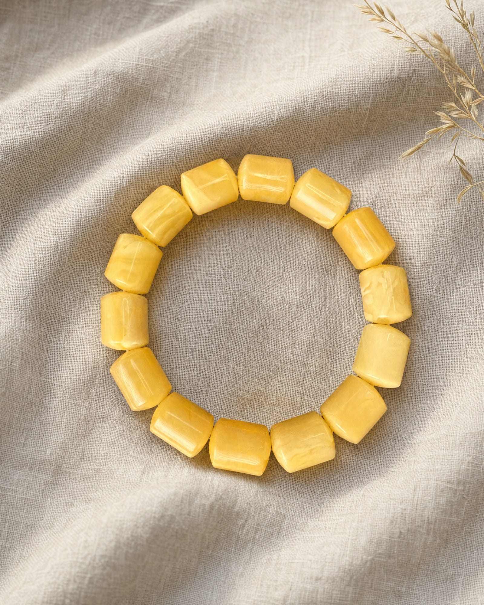 Medus Bracelet · Honey Barrel Amber