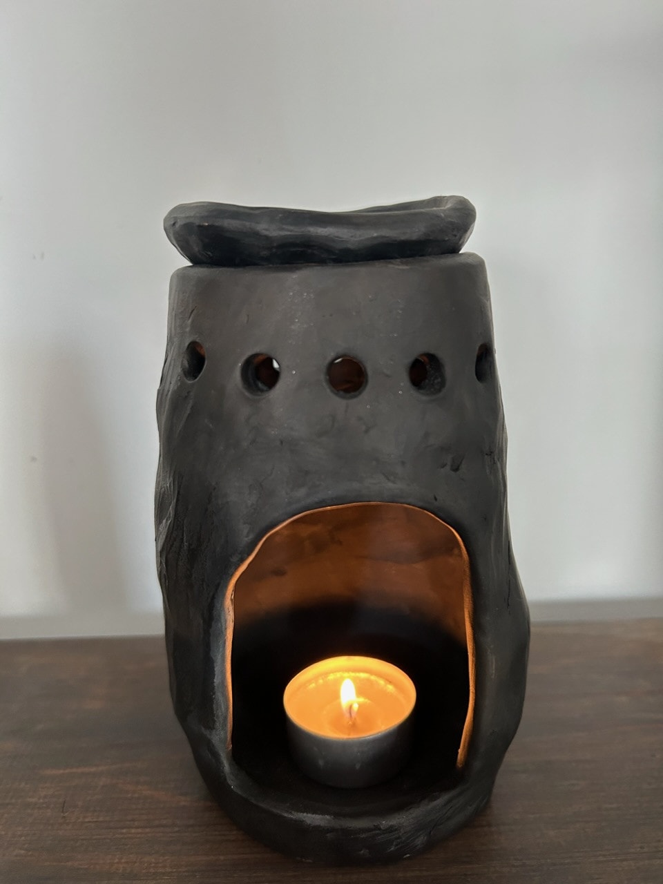 Essential oil container