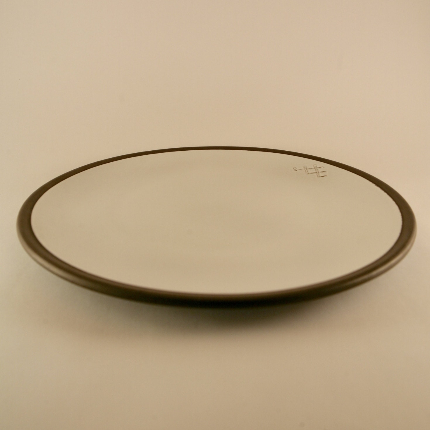 Dinner plate