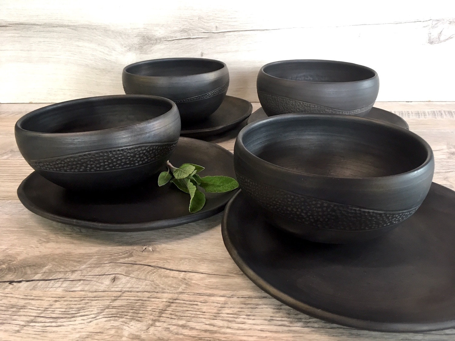 Dinnerware set