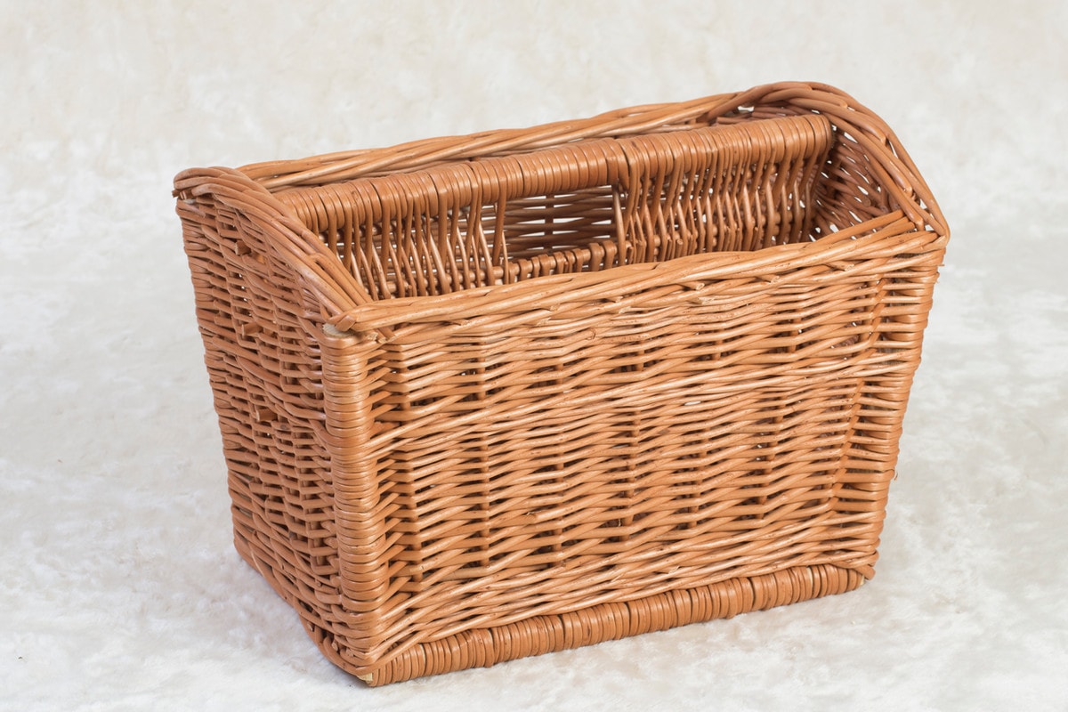AG1 Magazine basket