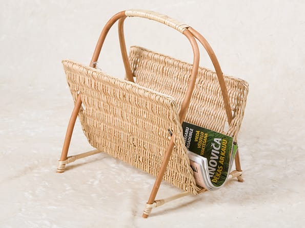 AG5 Magazine basket by Pinumu Pasaule