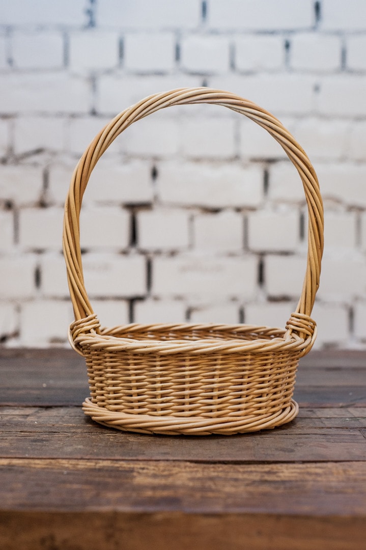 DG16 Gift basket