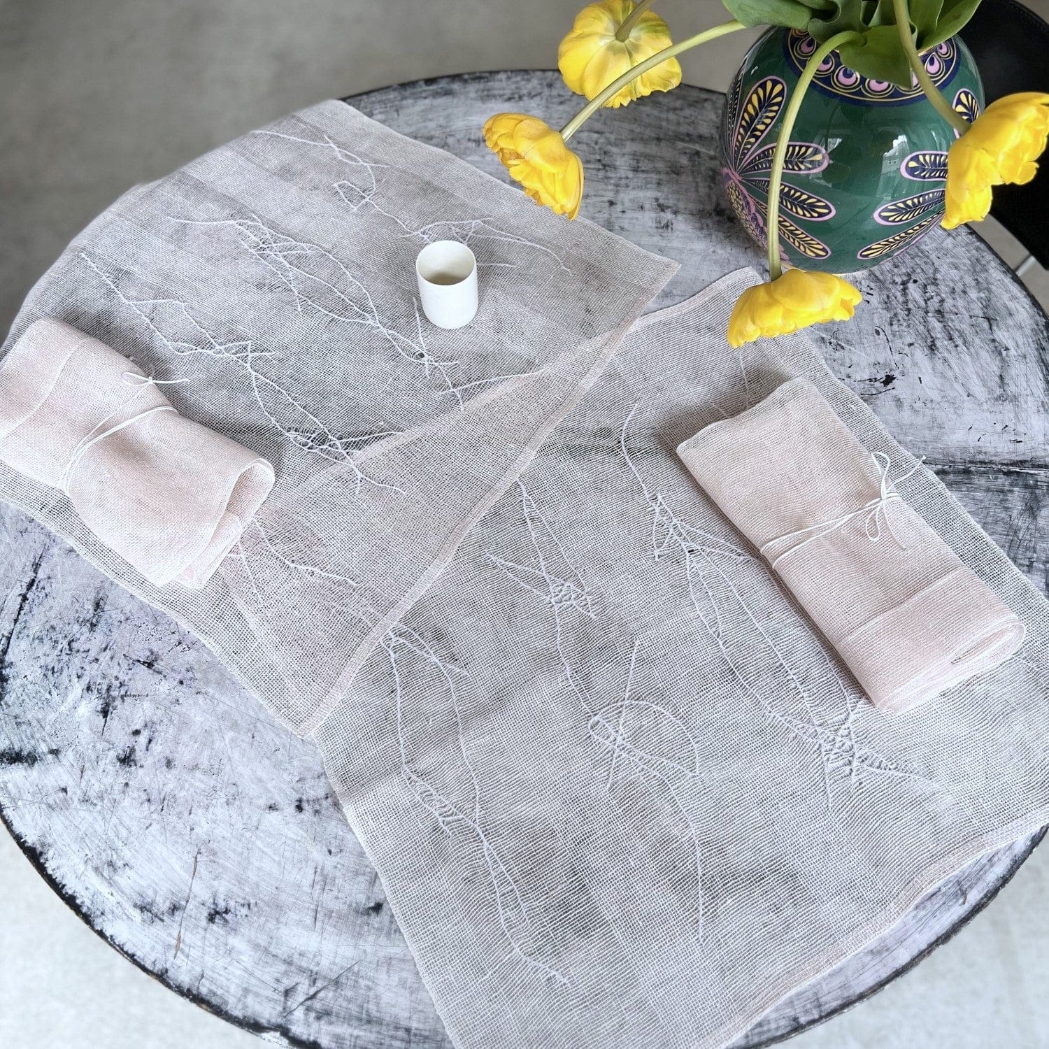 Linen napkin and placemat gift set