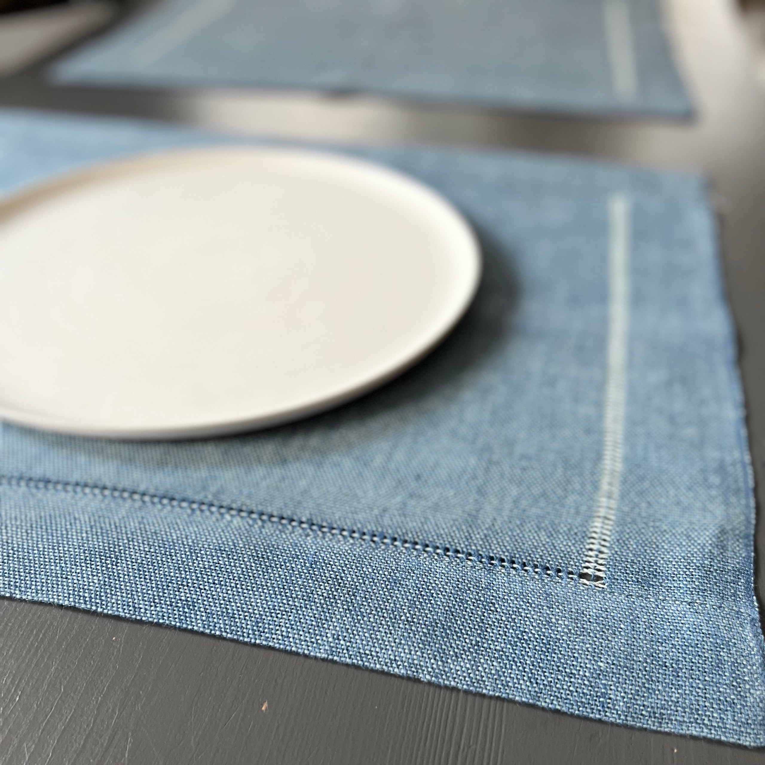 Linen placemat in denim blue 50x40 cm