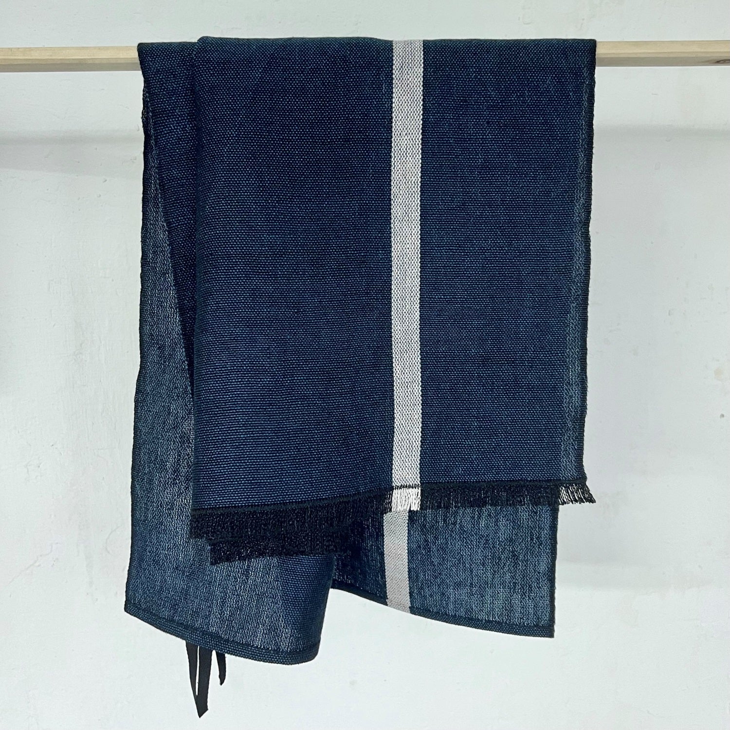 Linen kitchen towel in ocean blue 50x75 cm