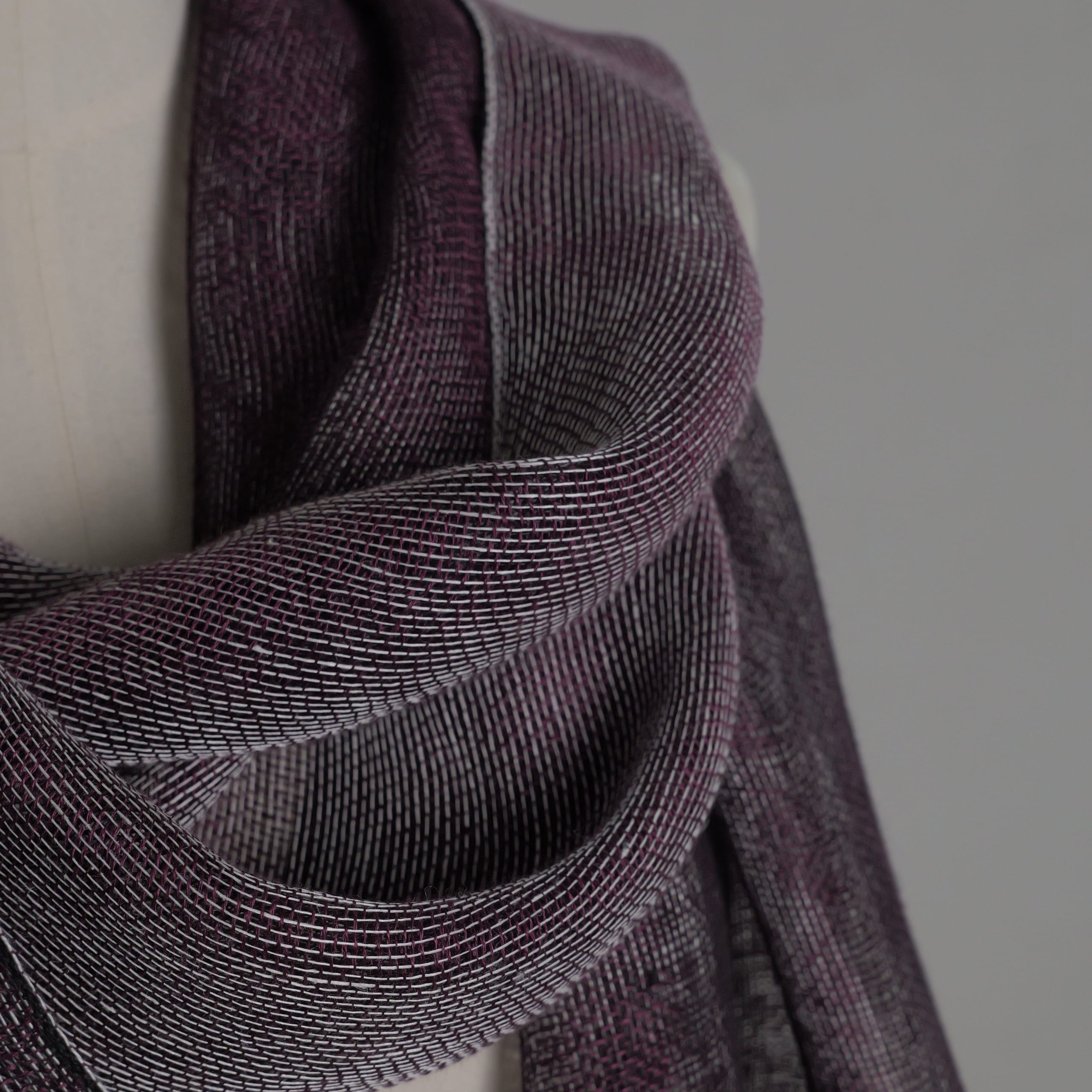 Double layer linen scarf in shiny bordo 50x200cm