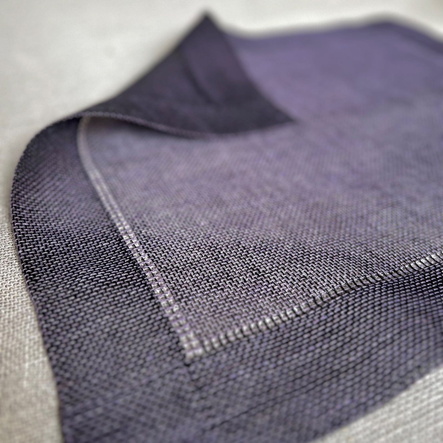 Linen placemat Transparent in aubergine 50x40 cm