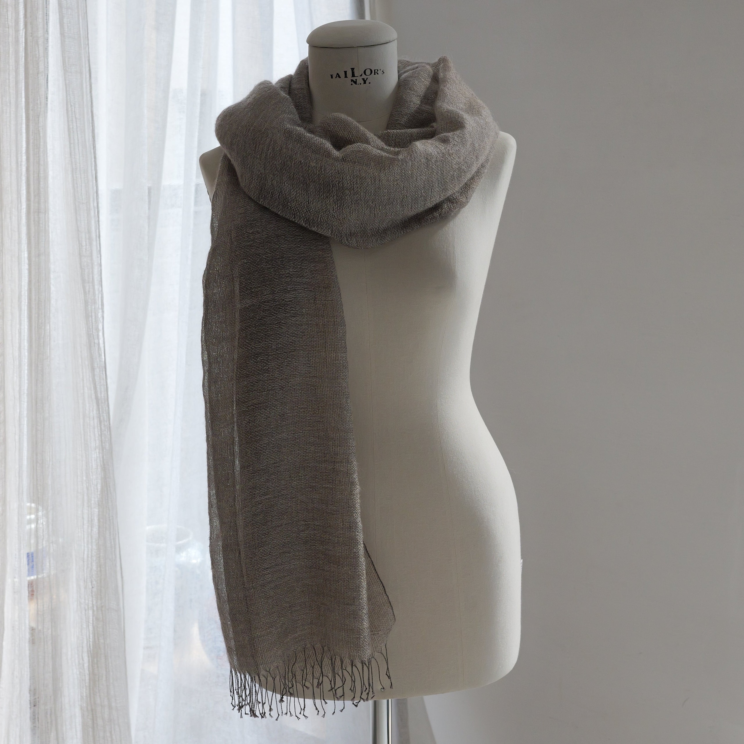 Cashmere scarf in mist camel 80x220 cm