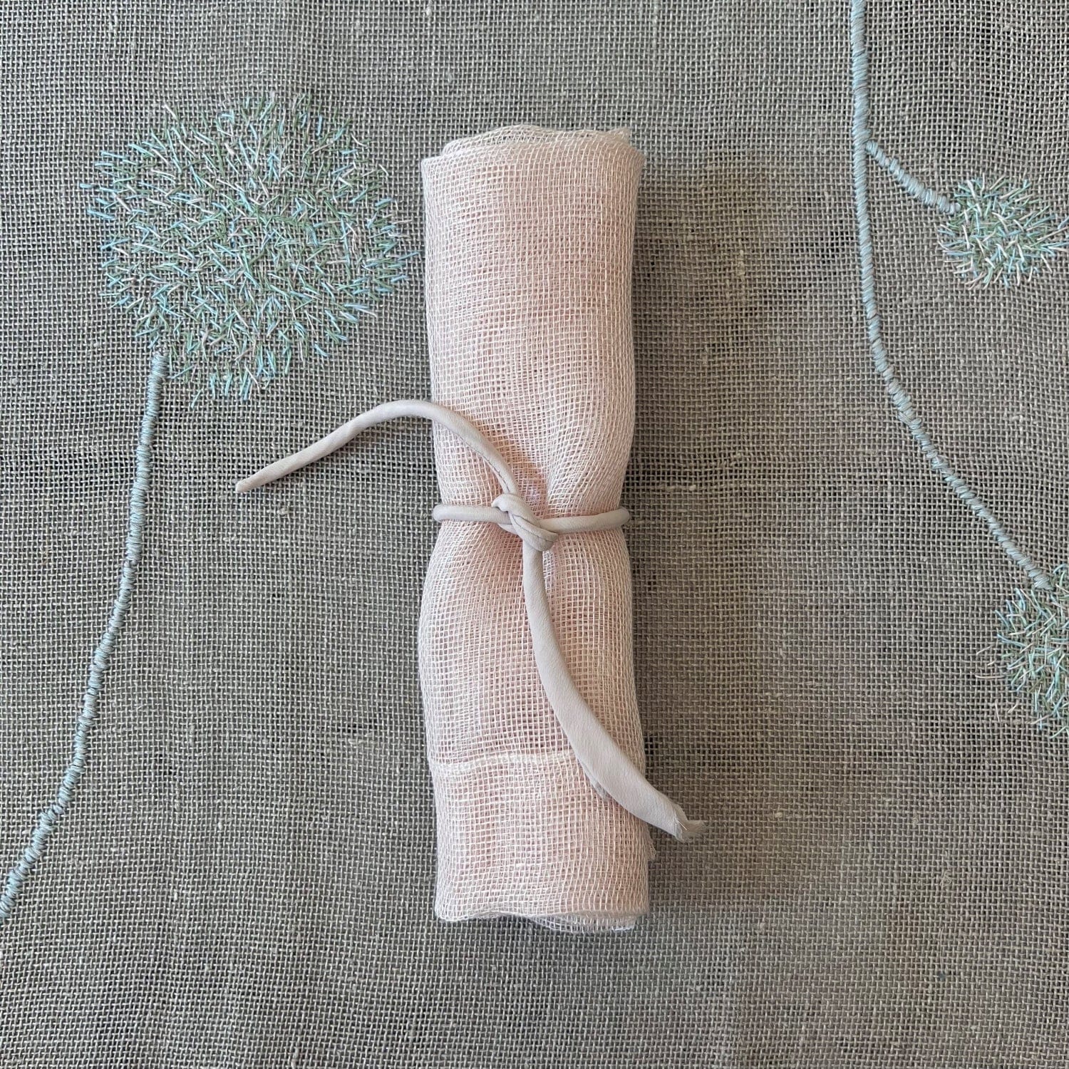 Linen napkin Tinita in powder pink 50x50 cm
