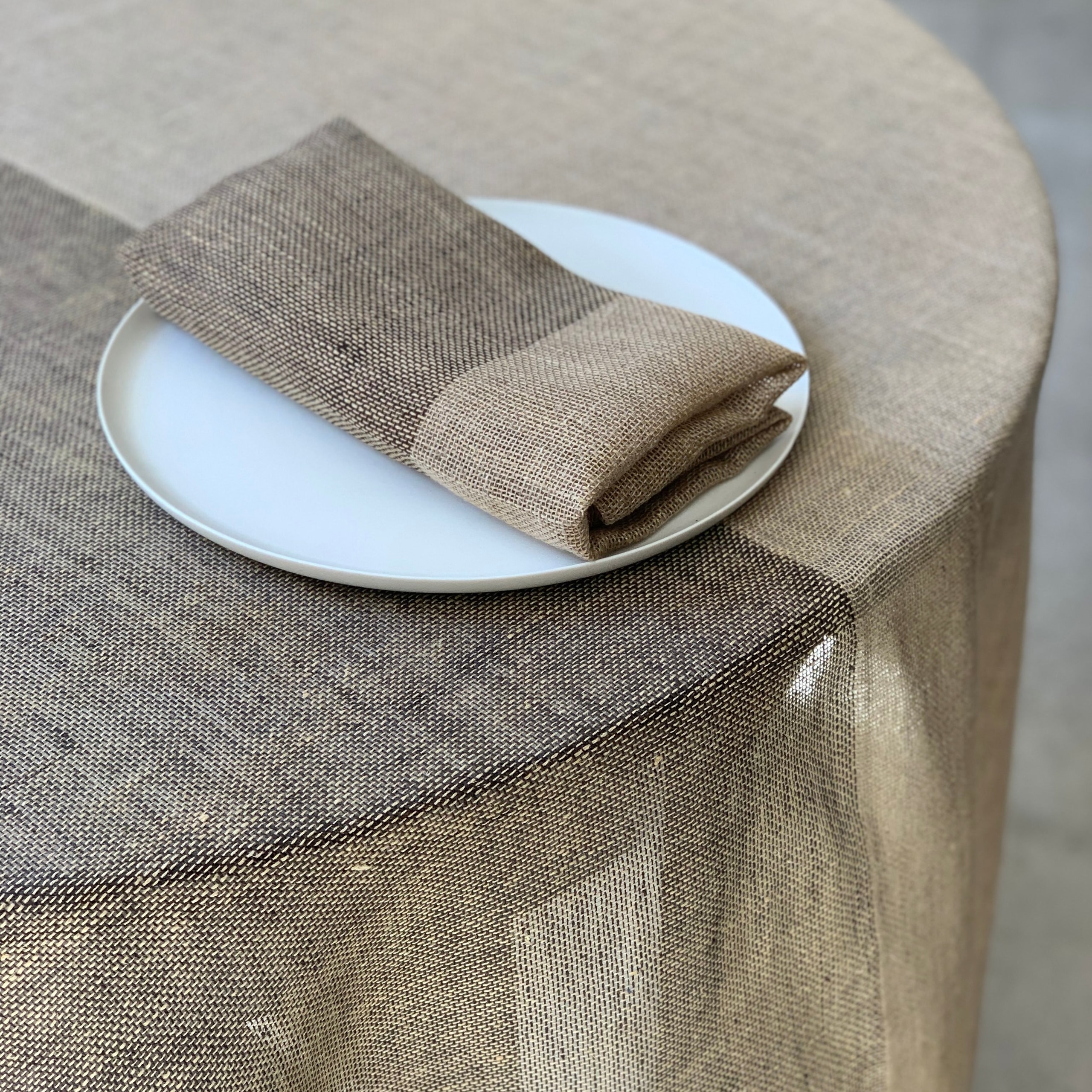 Linen napkin in mixed color 50x50 cm
